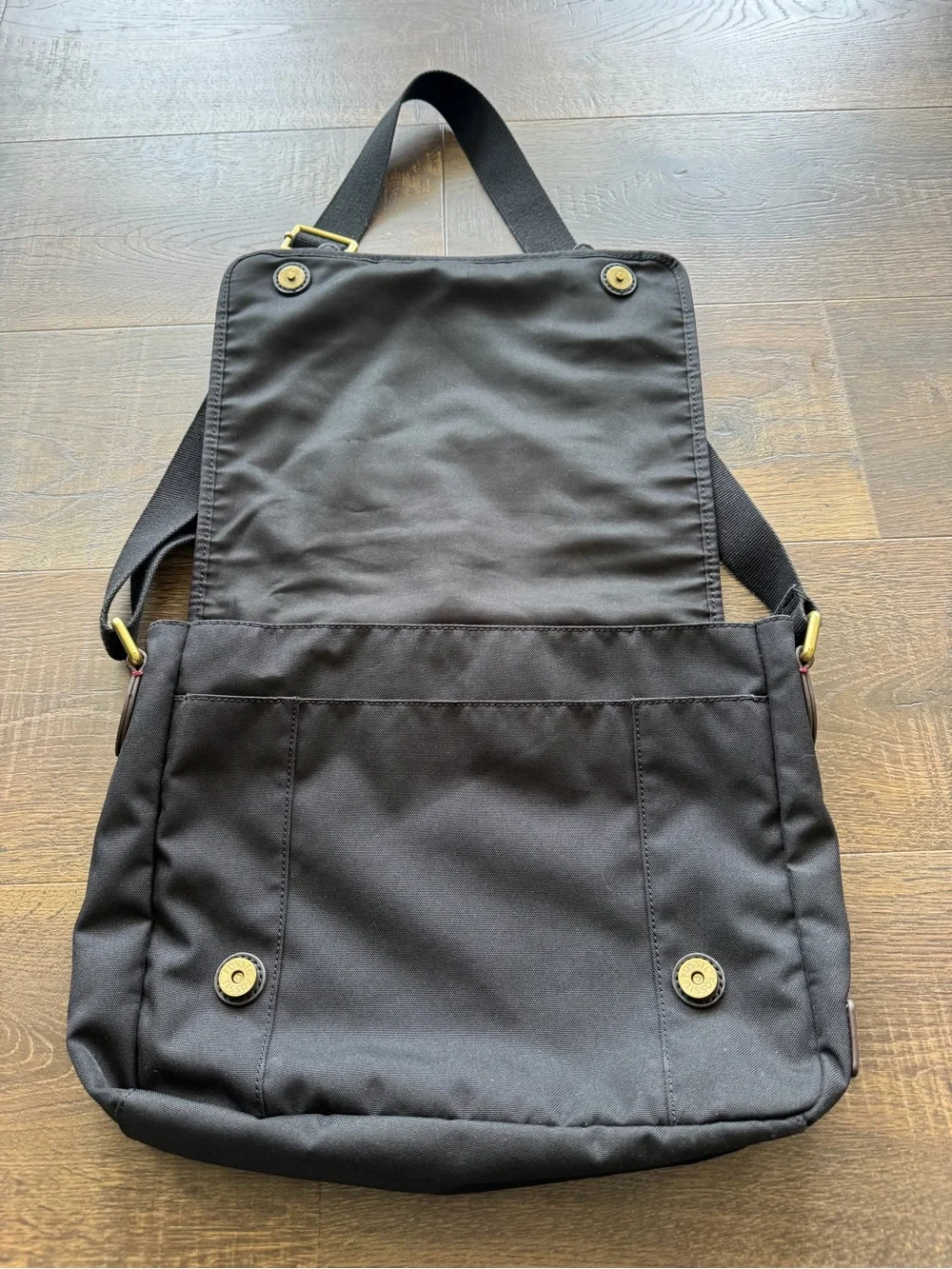 Fossil Canvas Messenger Bag Black Gold Metalware